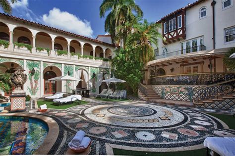 wedding at versace mansion|where did gianni versace live.